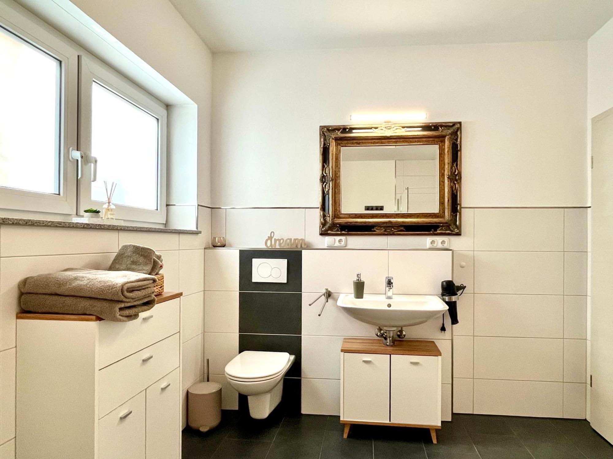 Ferienwohnung Moseltraum, 1-6 Pers, Mit 3 Schlafzimmer Und Panoramabalkon Müden Dış mekan fotoğraf