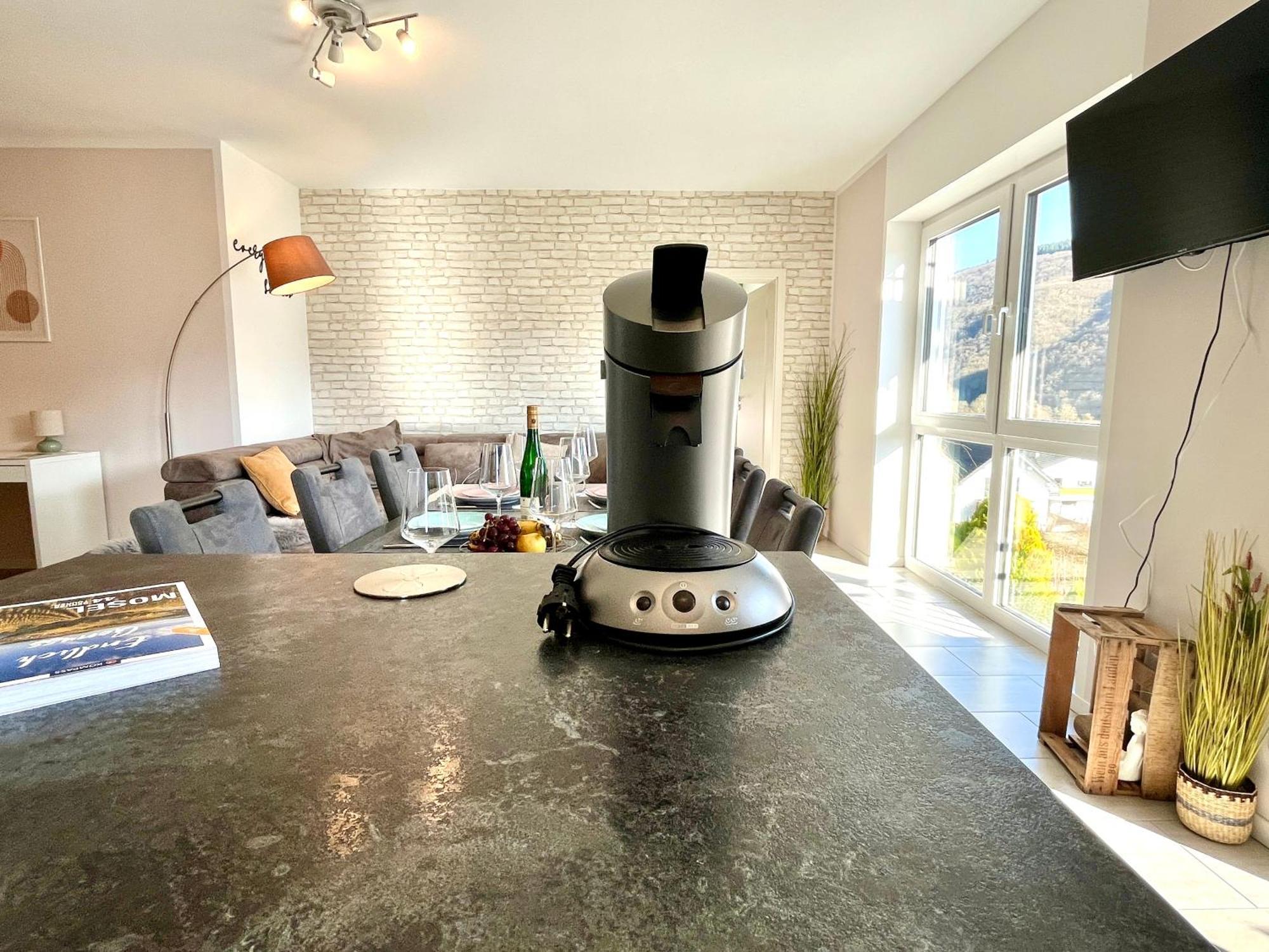 Ferienwohnung Moseltraum, 1-6 Pers, Mit 3 Schlafzimmer Und Panoramabalkon Müden Dış mekan fotoğraf