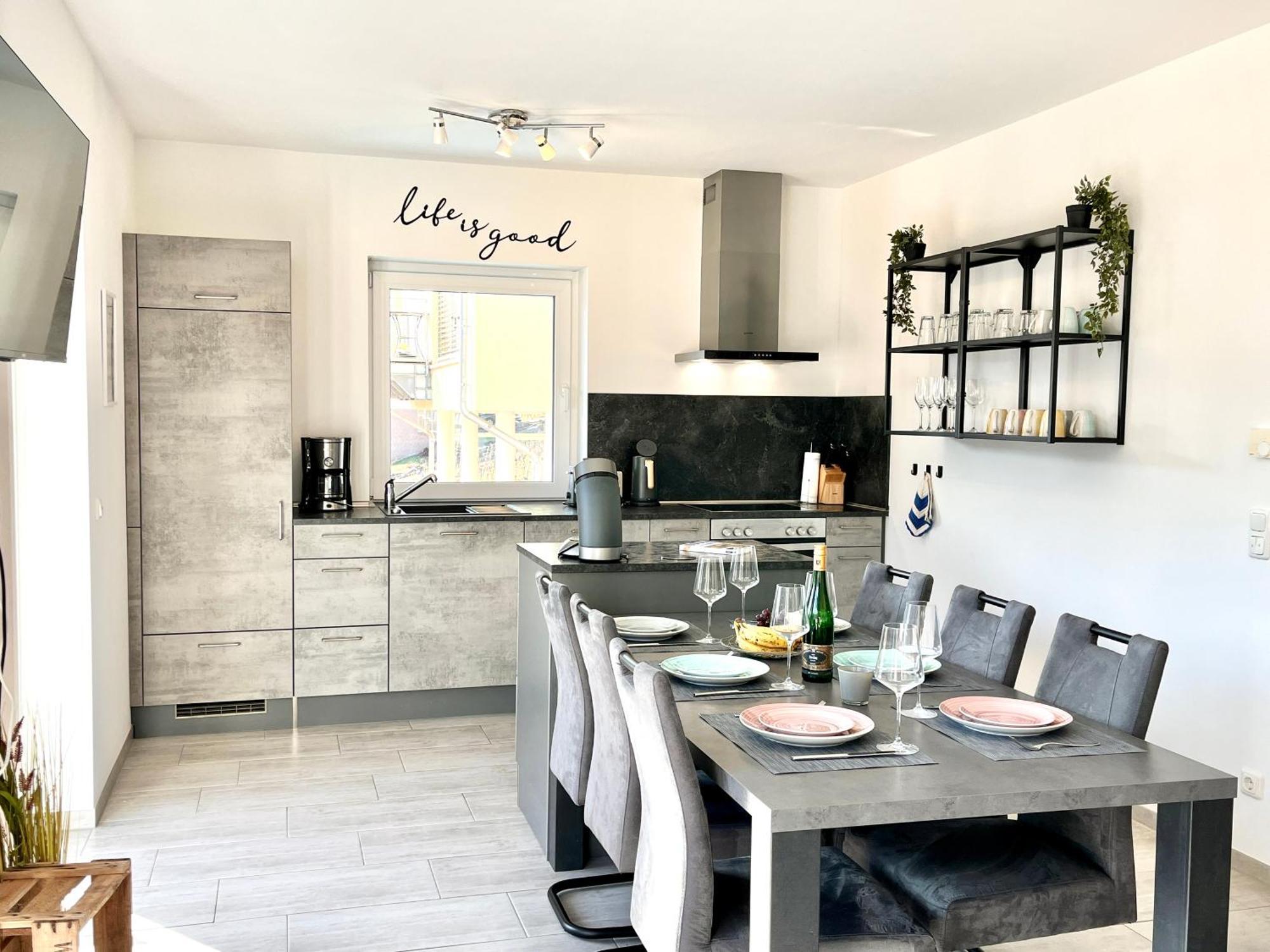 Ferienwohnung Moseltraum, 1-6 Pers, Mit 3 Schlafzimmer Und Panoramabalkon Müden Dış mekan fotoğraf
