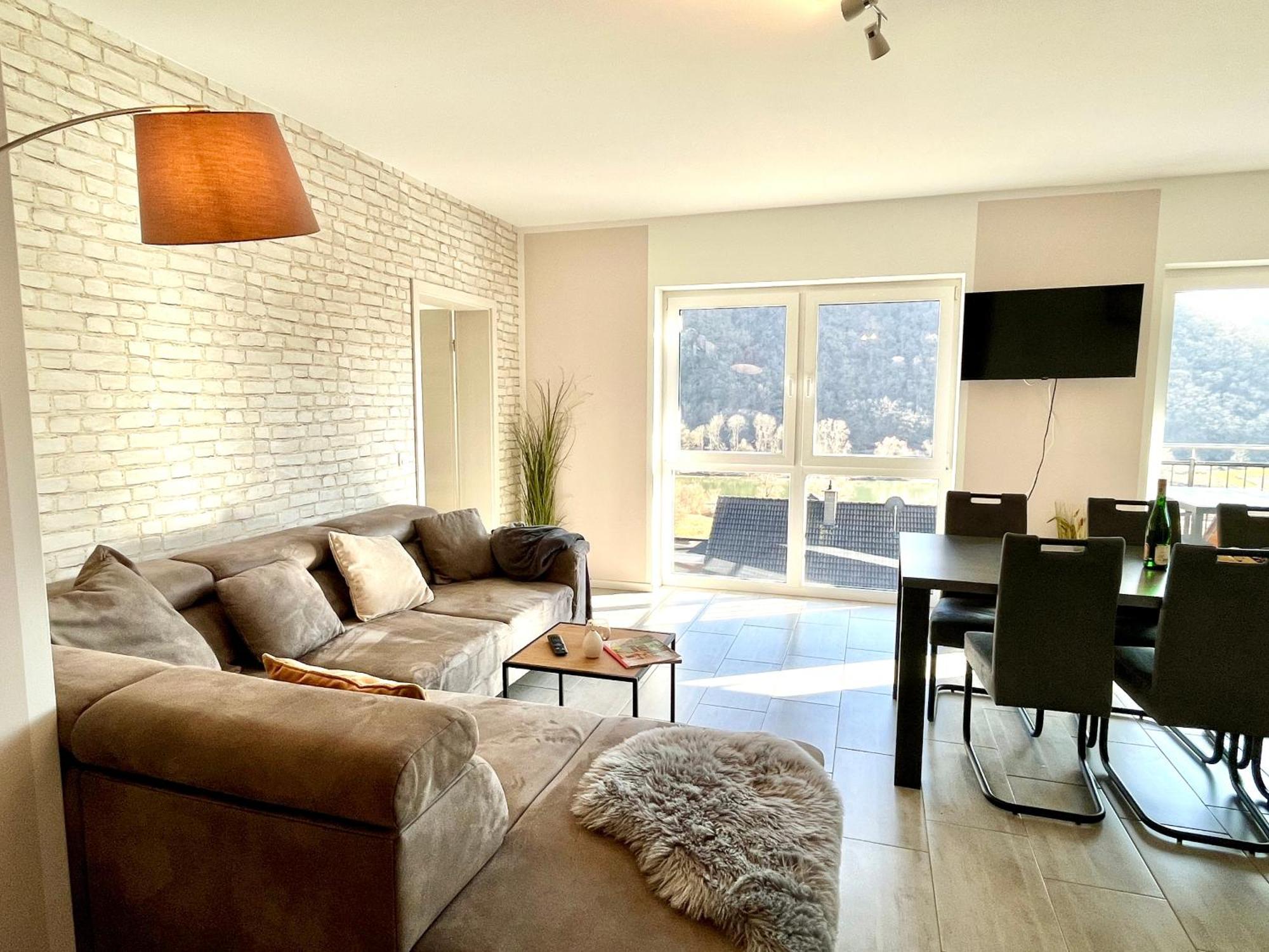 Ferienwohnung Moseltraum, 1-6 Pers, Mit 3 Schlafzimmer Und Panoramabalkon Müden Dış mekan fotoğraf
