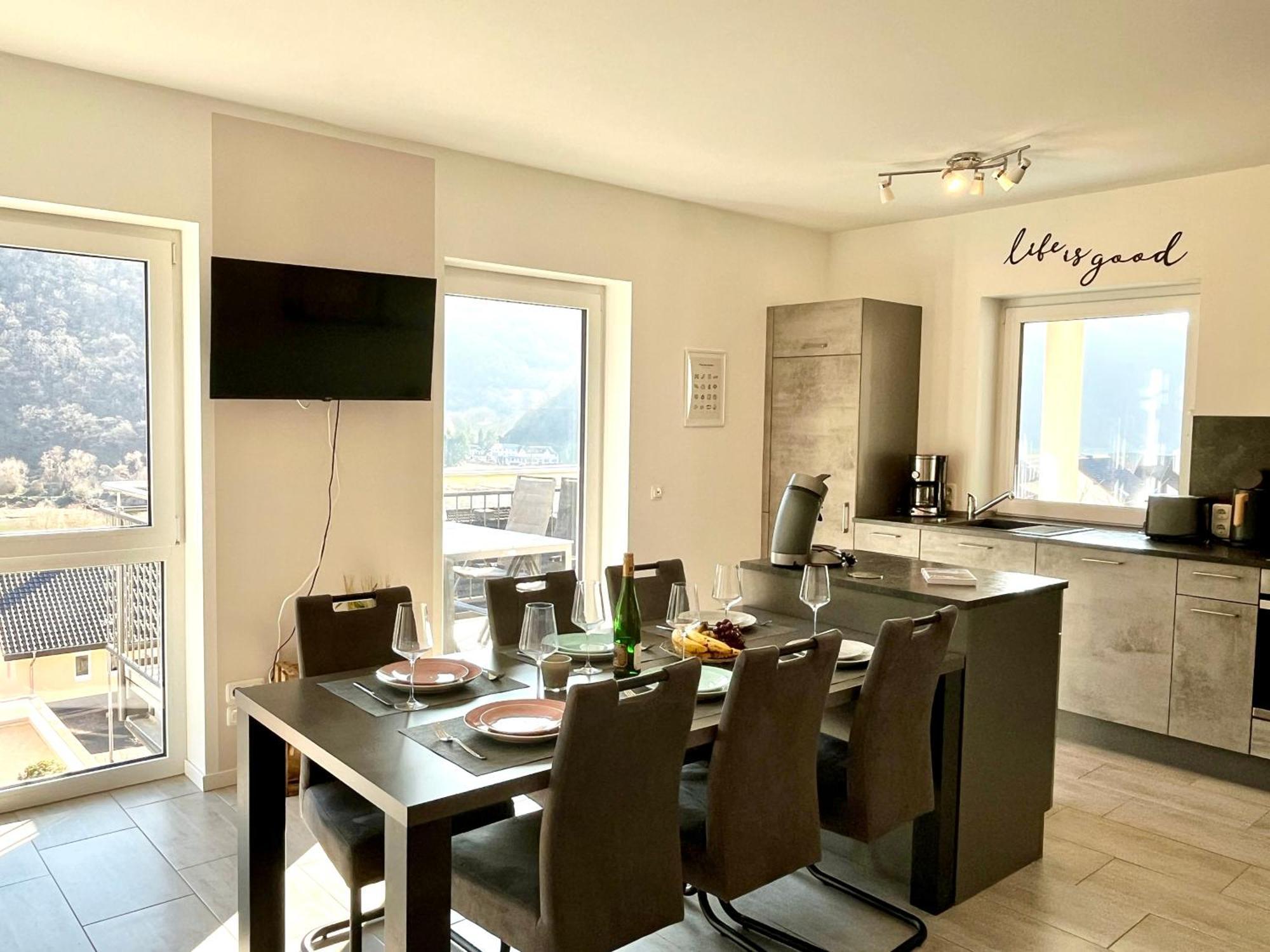 Ferienwohnung Moseltraum, 1-6 Pers, Mit 3 Schlafzimmer Und Panoramabalkon Müden Dış mekan fotoğraf